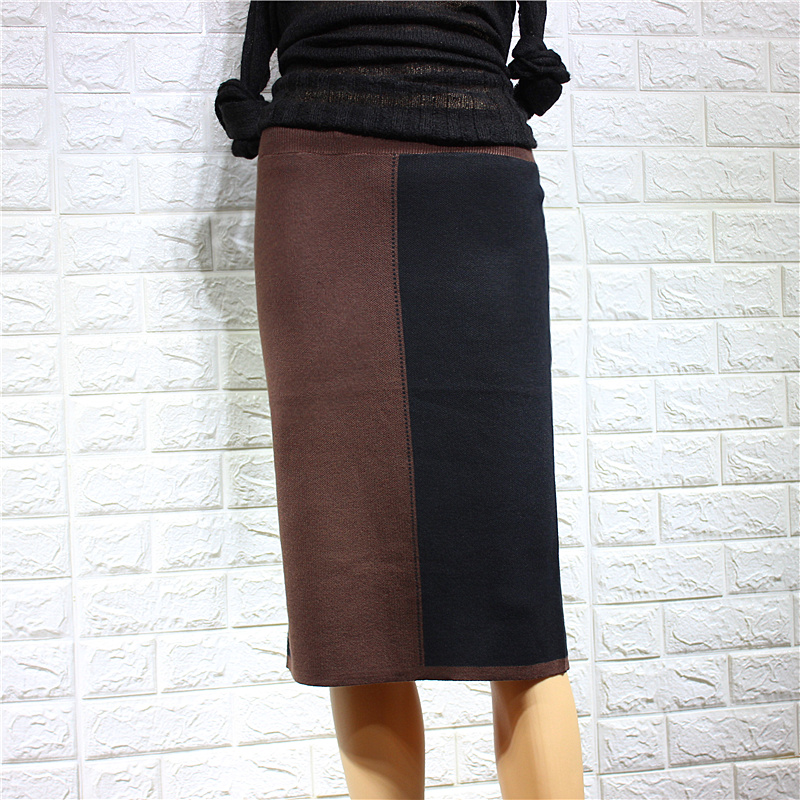 Women's two-color patchwork high-waisted knitted skirt, pleated skirt, loose student hip-hugging skirt details Picture