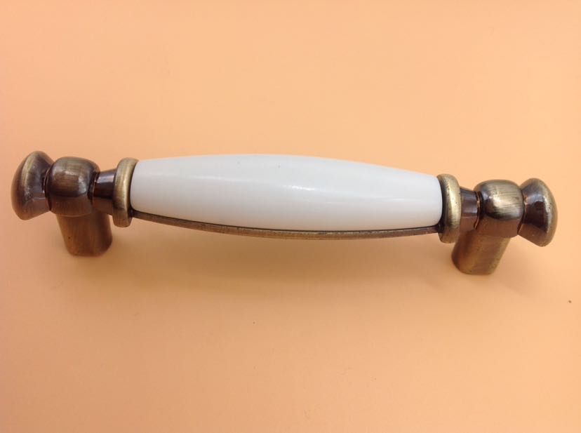 Plastic handle, cabinet handle, plastic drawer handle