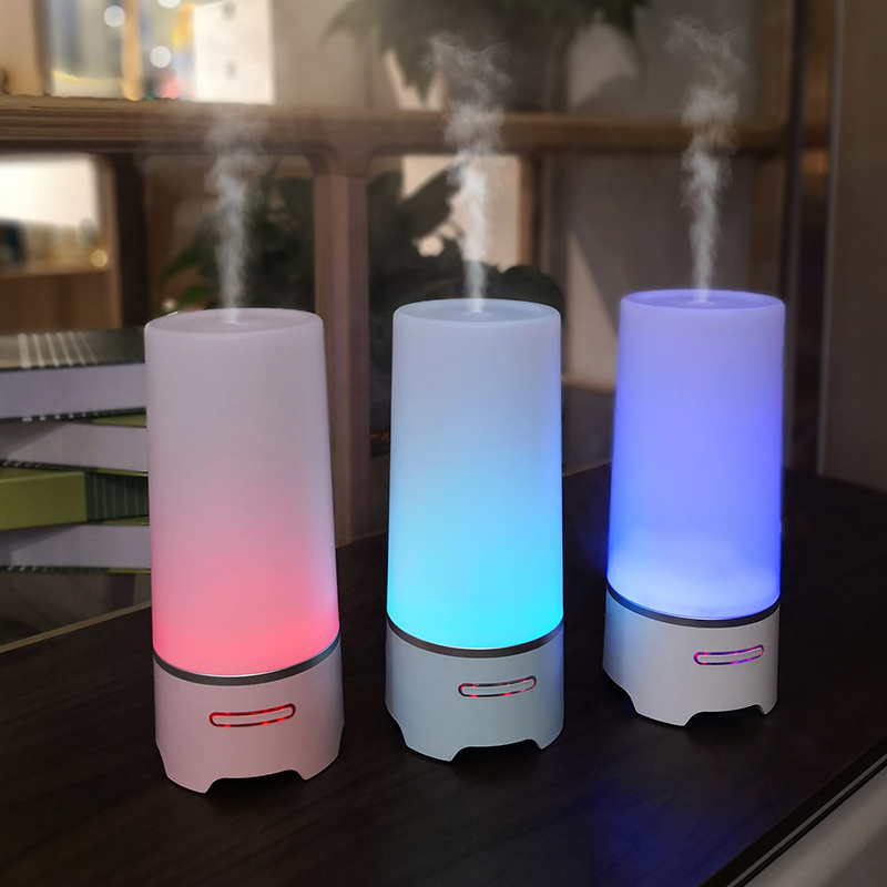 The Iridescence aromatherapy air humidifier is suitable for home use in quiet bedrooms, pregnant women, infants, and air-conditioned rooms