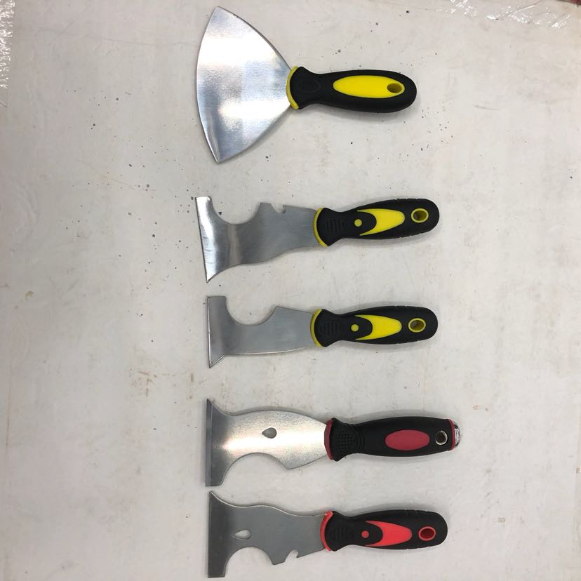 Multi-functional putty knife, highly practical