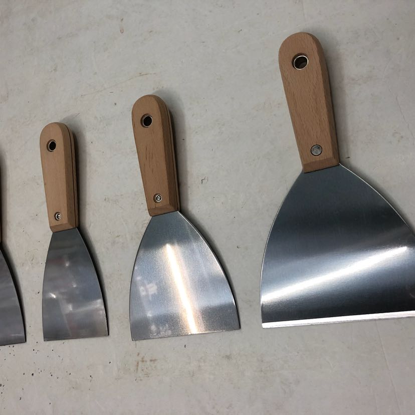 Double-clamped wood strip putty knife, sturdy and durable details Picture