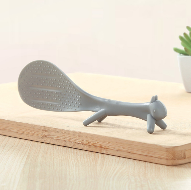 Factory direct sales of cute and creative squirrel rice spoons with non-stick cartoon design Application Scenario