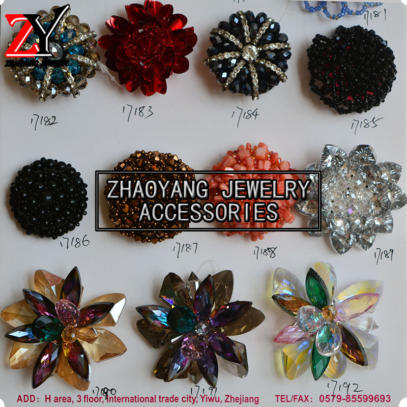 厂家直销 手工制作特色串珠扣子领花服饰配件zy88092产品图