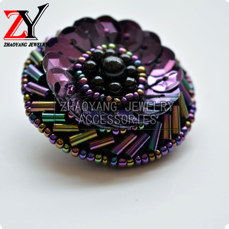 厂家直销 新款手工制作立体串珠扣子胸花领花服饰配件zy880856