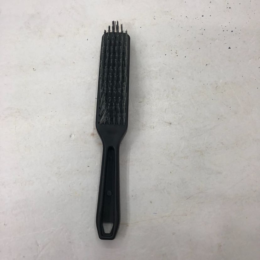 Wire brush, use cleaning, etc