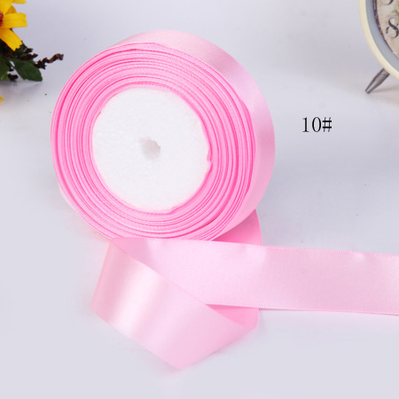 Wholesale of 8-point tag ribbons, ribbon packaging, bows, clothing accessories, gifts, flowers, baking packaging, and ribbons Application Scenario