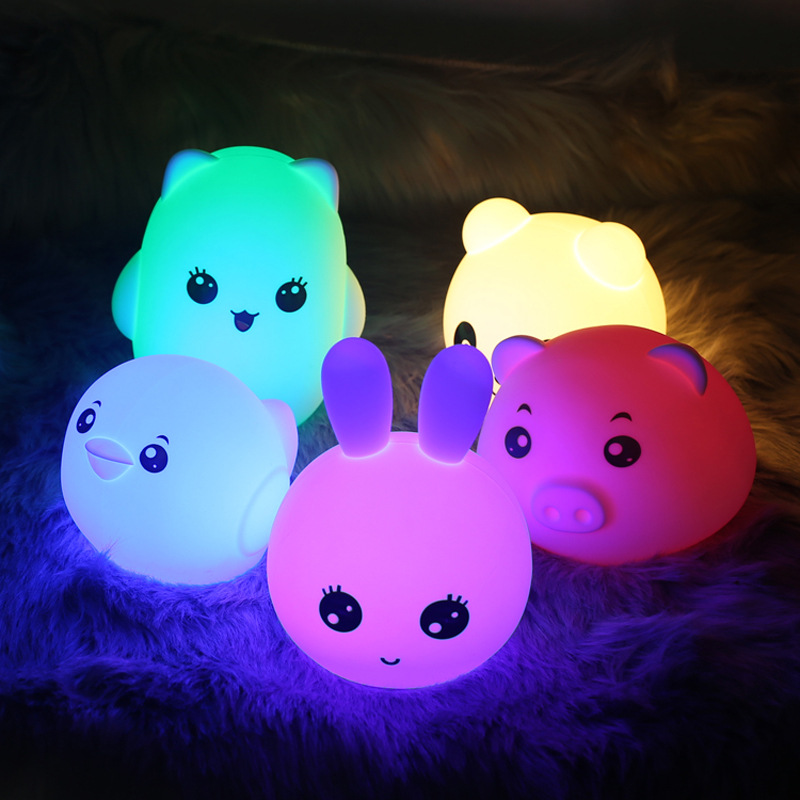 抖音兔子灯同款七彩硅胶变色小夜灯插电床头创意梦幻喂奶节能声控