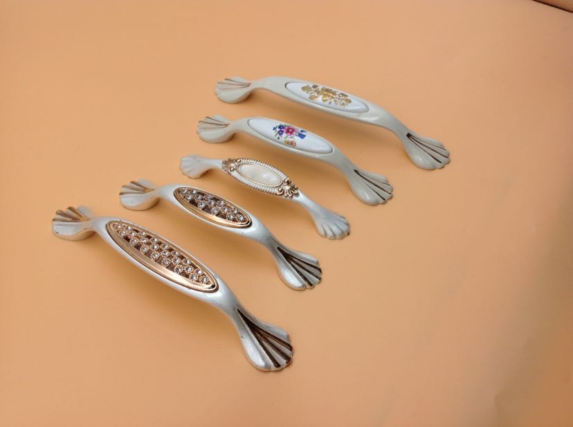 Handle cabinet cabinet handle nostalgic style handle, aluminum alloy zinc alloy handle