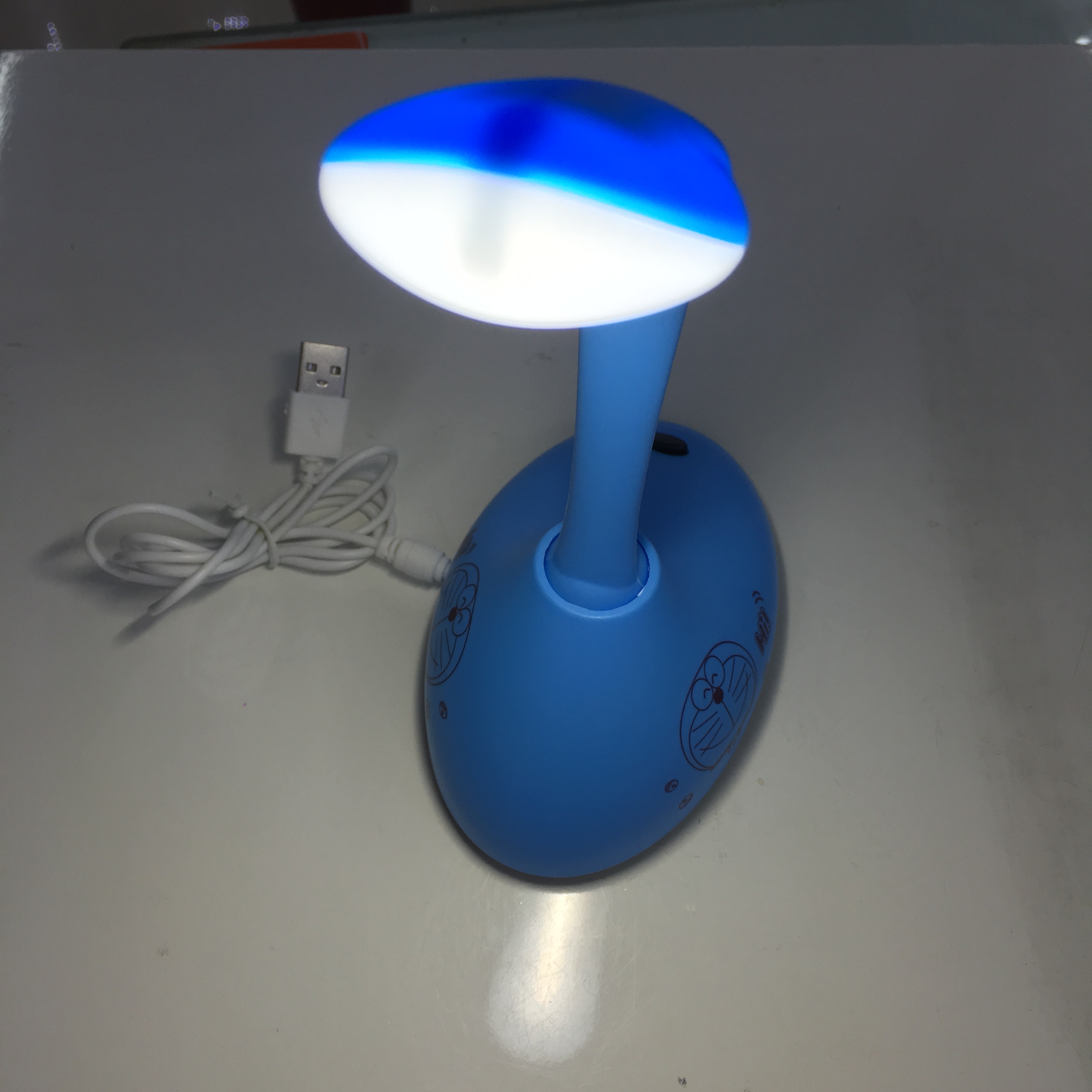 USB充电台灯迷你小台灯礼品LG定制厂家直销产品图