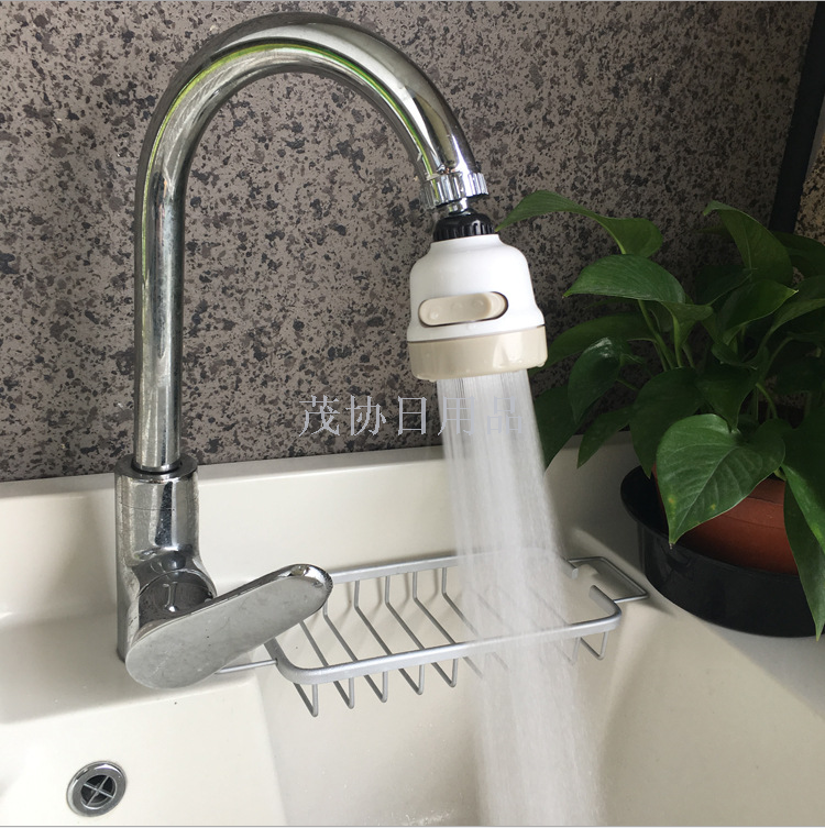 The new kitchen faucet sprinkles water-saving pressurization without detergent still clean the kitchen good helper