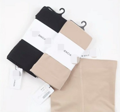 Autumn/winter Paris Letters New sense Family Traceless super thin pantyhose