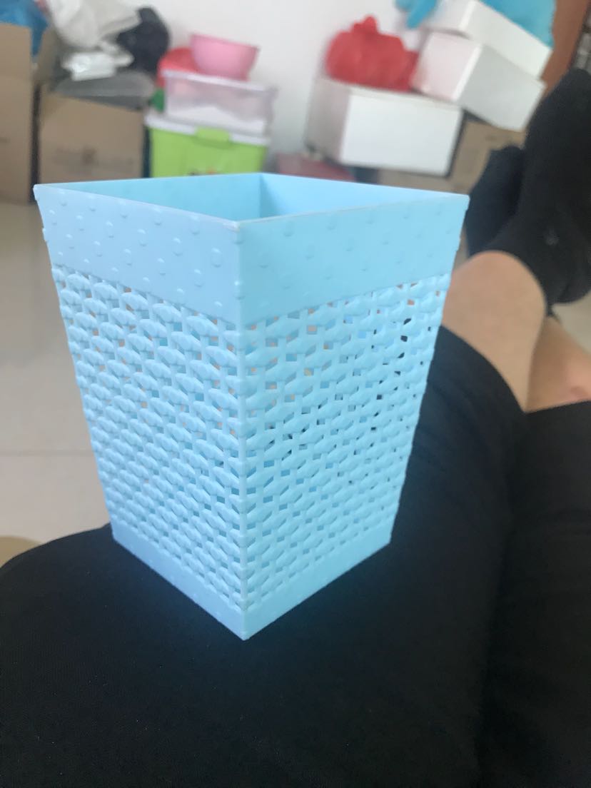 源头工厂 专利塑料方形创意镂空纸篓 塑料垃圾桶 塑料纸篓