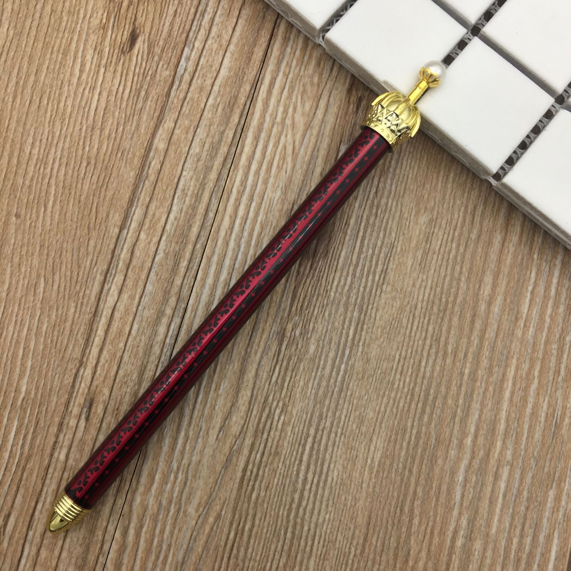 Wengang Minghao Pen Office Culture Writing Tools, new Zhongyou Ballpoint pens, factory direct sales, cute Japanese and Korean crown pearl ballpoint pens, press ballpoint pens, student gift pens Application Scenario