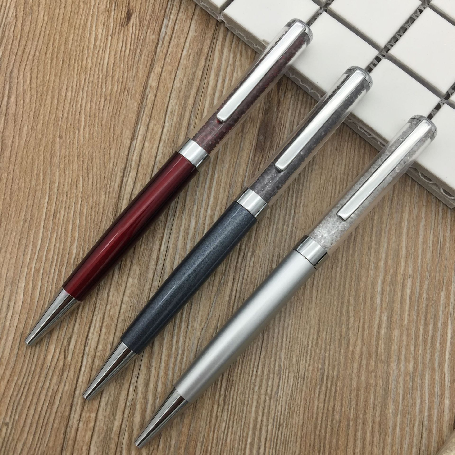 Wengang Minghao Pen Office culture writing tools Ballpoint pens, new Zhongyou crystal pens, rotating ballpoint pens, high-end diamond pens, water diamond pens, advertising gift pens, customizable logos Specification drawing