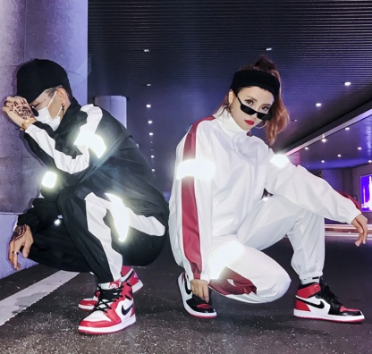 Super hot hip hop loose leg tracksuit men's and women's trouser jacket pair trend thumbnail