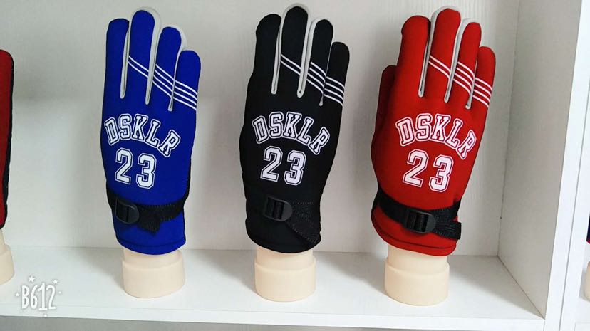 2018 new winter thickened warm men's gloves, anti-slip casual gloves for riding motorcycles and driving Specification image