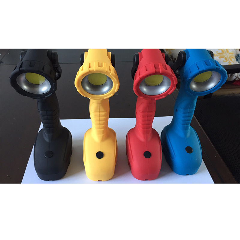 外贸批发 COB台灯 读书灯 阅读灯 挂钩灯 野营灯 电池款台灯照明图