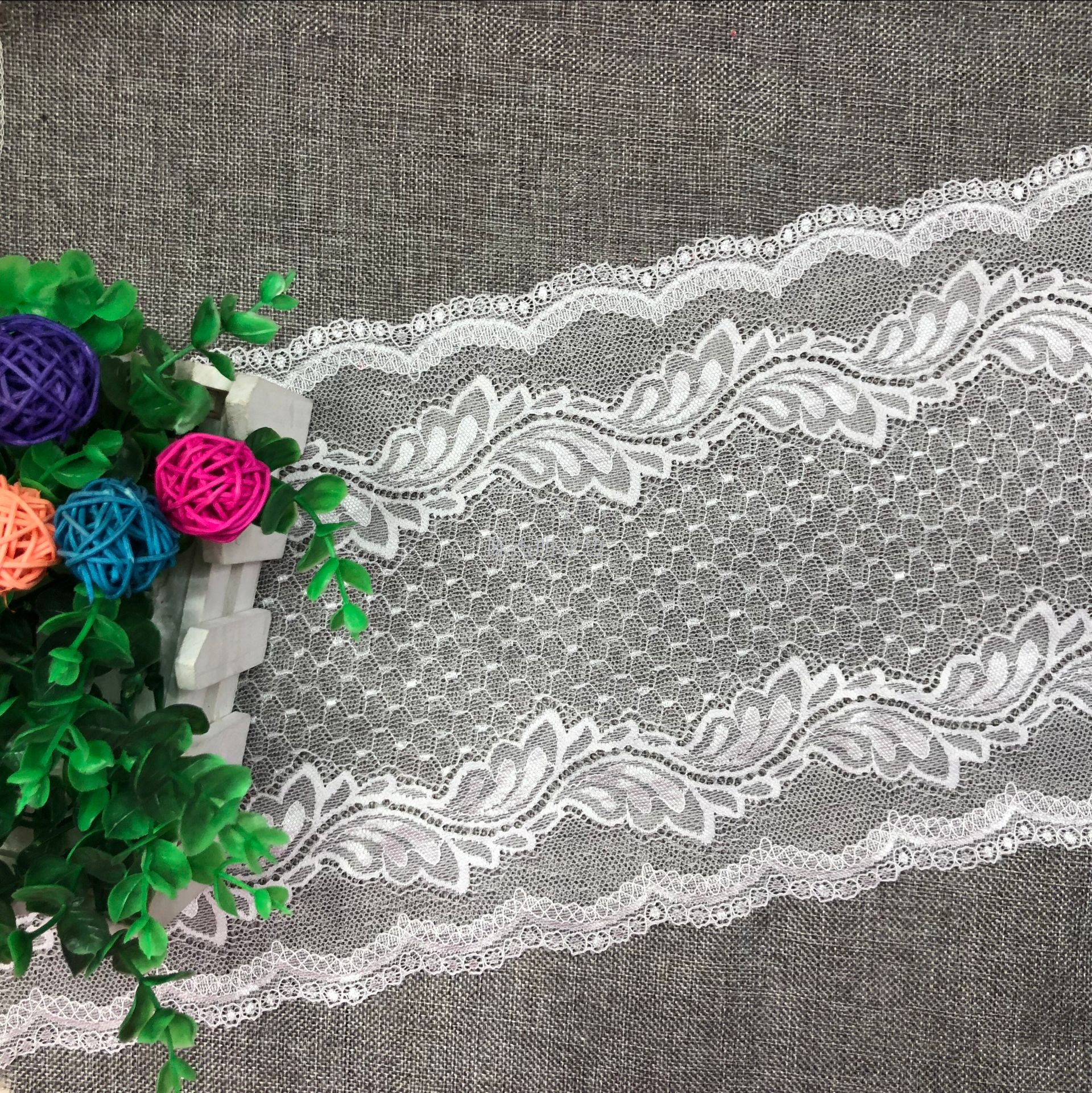 Lingerie for women in autumn and winter, lace base layer with elastic lace Specification image