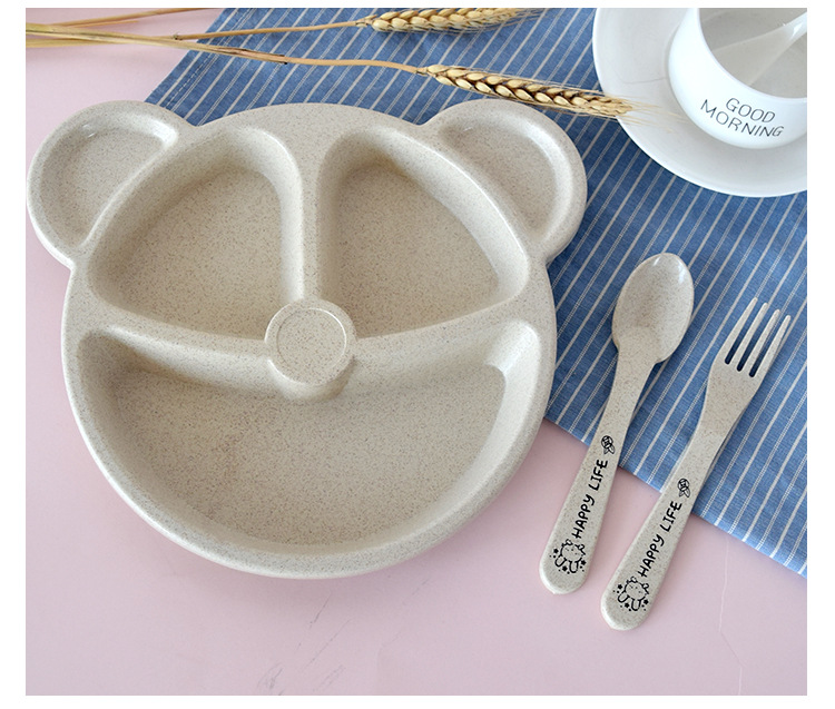 Wheat Straw Cartoon Children's Divided Plate Kindergarten Students Tableware Plate Set 3-Piece Set 70-6012 Application Scenario
