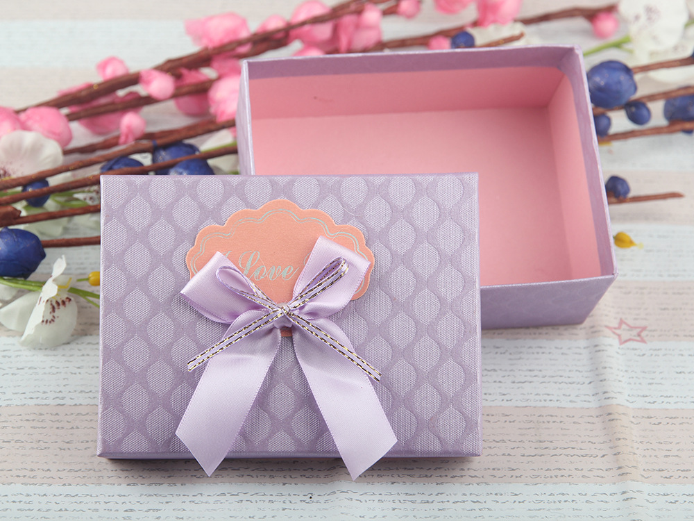 批发花纹柔粉色系礼物包装 现货长方形包装盒 礼品盒蝴蝶结 金华
