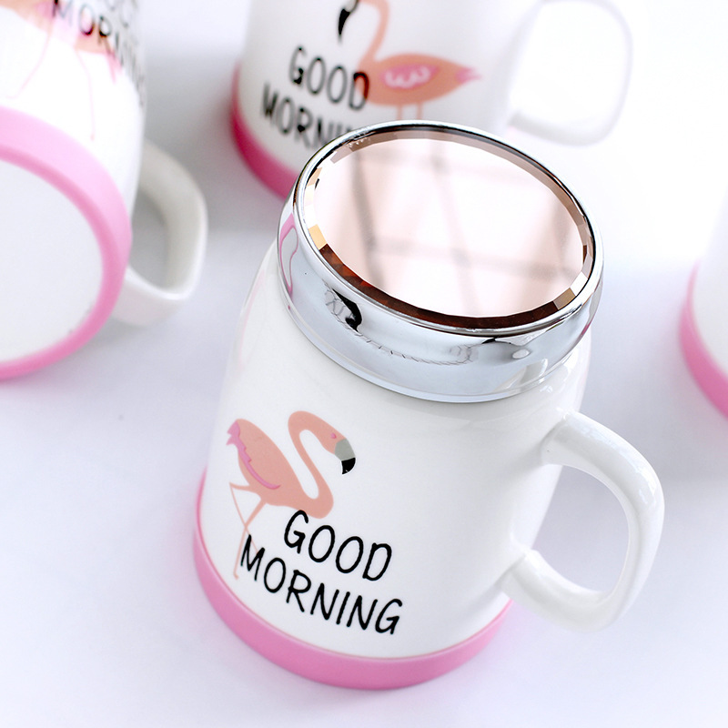 Wholesale of creative large-capacity cartoon mirror ceramic cups, anti-slip water cups with LIDS and handles, office coffee cups Specification image