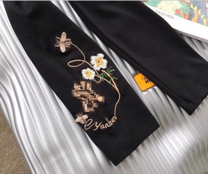 Korean small embroidery comfortable cotton high elastic idle little legs leggings women Application Scenario