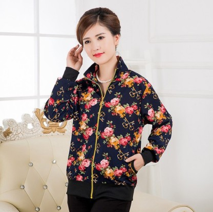 Middle-aged and elderly women's warm outerwear, fleece and thickened zipper shirt, stand-up collar mom's jacket details Picture