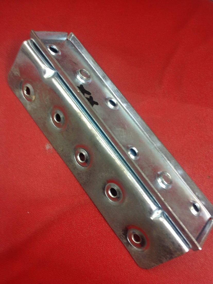Shuzan high-quality casement window accessories, smart unlocking room doors, interlocking bed inserts, invisible bed accessories, furniture connection corner codes Specification image