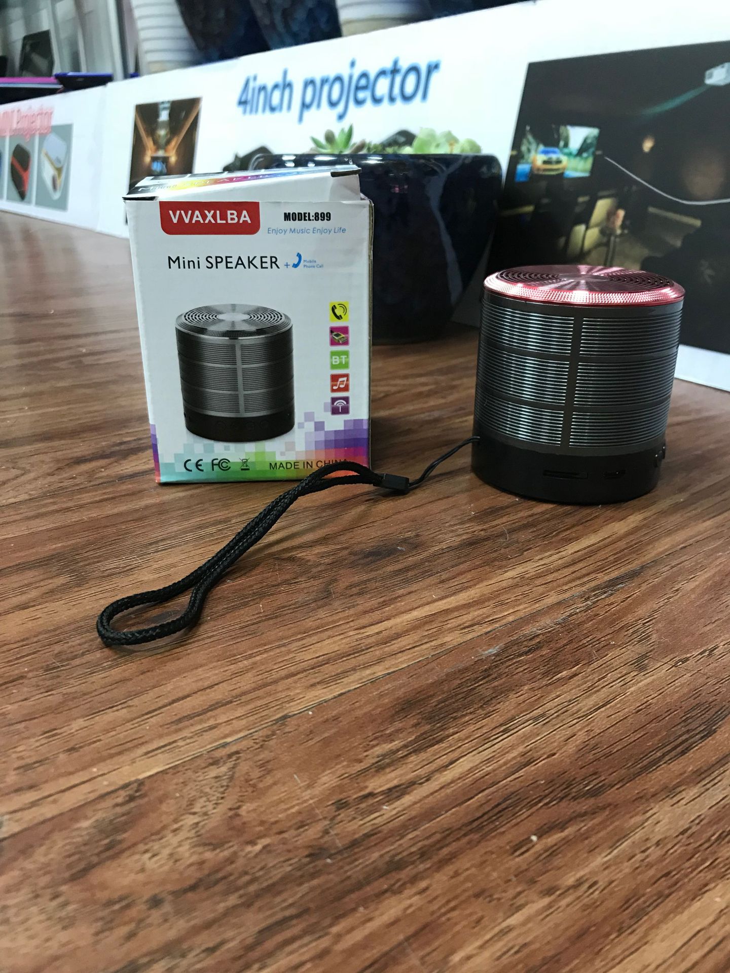 蓝牙音箱实物图