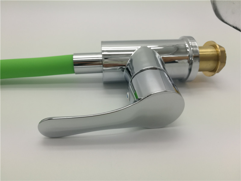 多种彩色硅胶万向管厨房龙头自由旋转卫浴女神冷热菜盆水龙头细节图