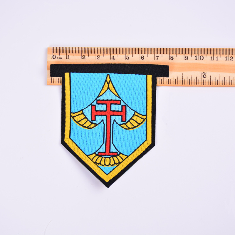 背胶镭割织标厂家直销环保涤纶纱颜色都可搭配定做品质保证细节图