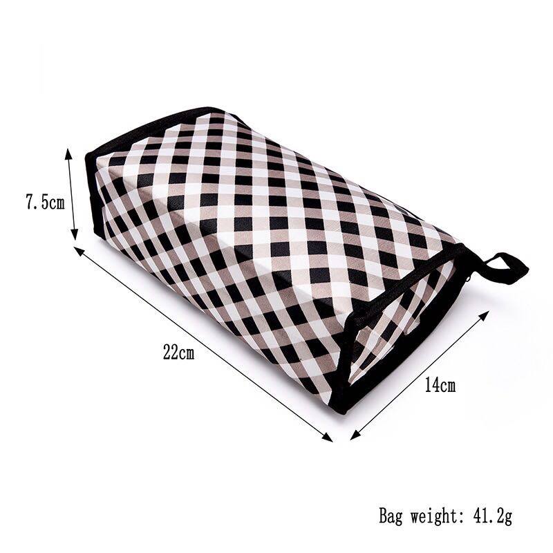 Color Ding Medium Makeup Bag, New Color, There Are A Lot Of Spot, Manufacturers Direct Sales Application Scenario