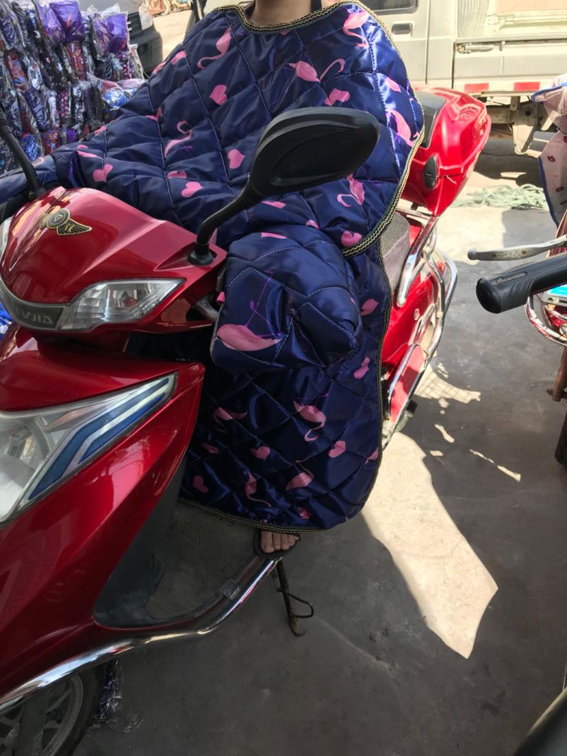 挡风被冬季大拇指连体档风被电动车挡风被厂家直销产品图