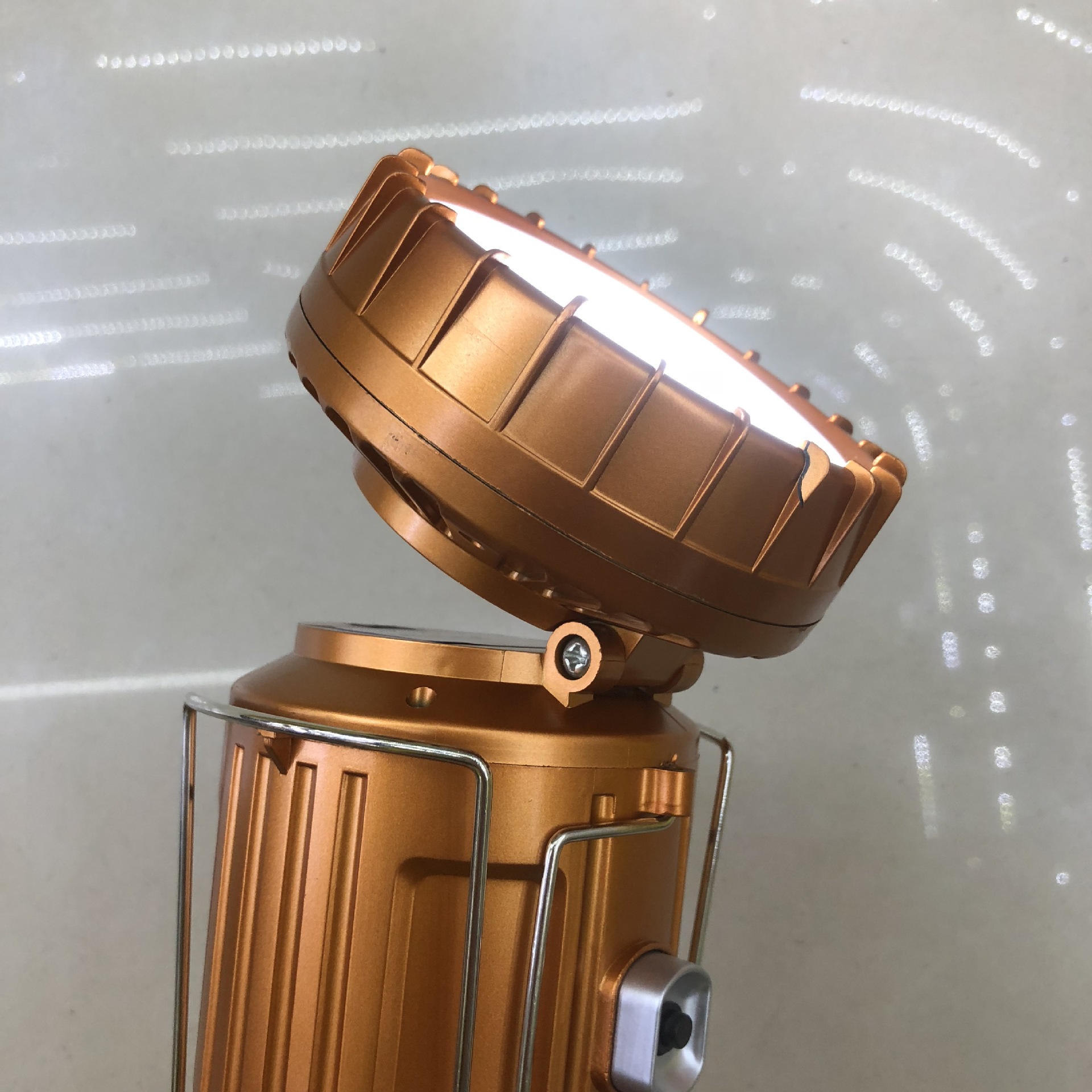 9299A充电加电池加太阳能三用照明灯应急灯野营灯产品图