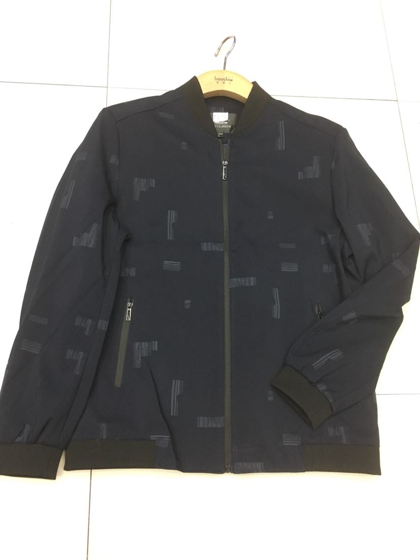 男款中老年夹克有现货、可打包 批发 零售、欢迎选购