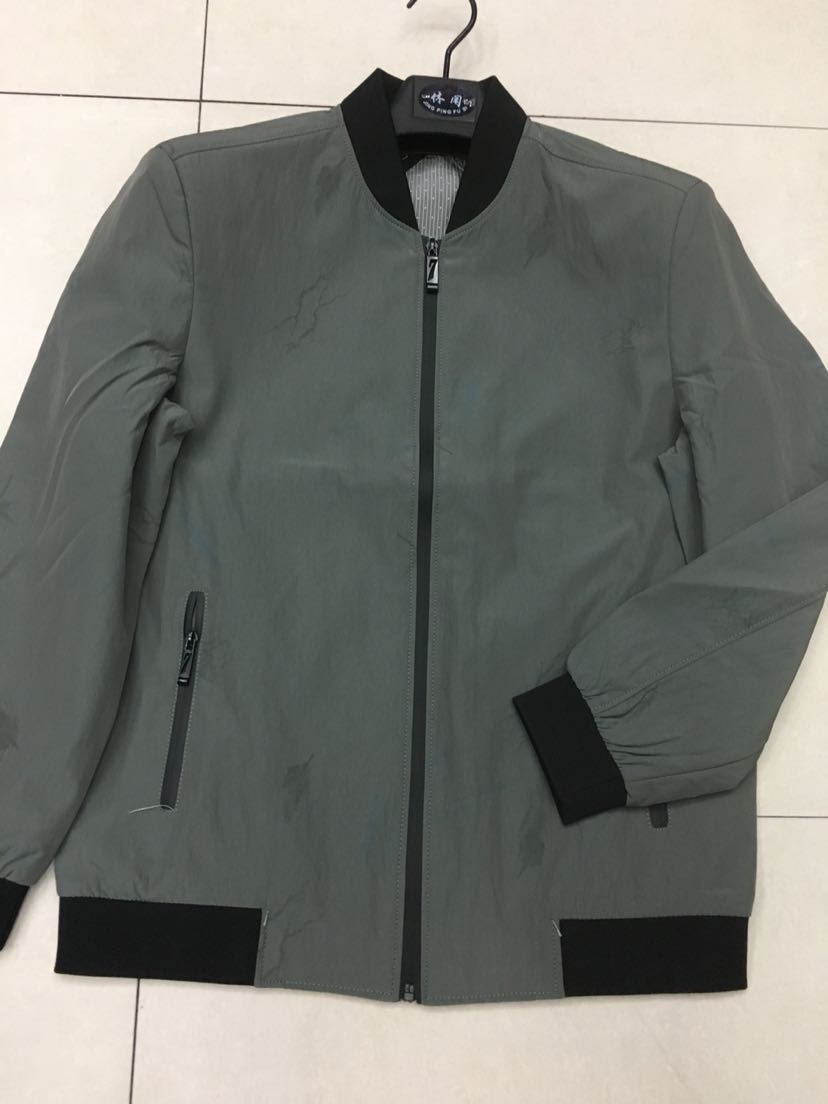 男款中老年夹克有现货、可打包 批发 零售、欢迎选购细节图