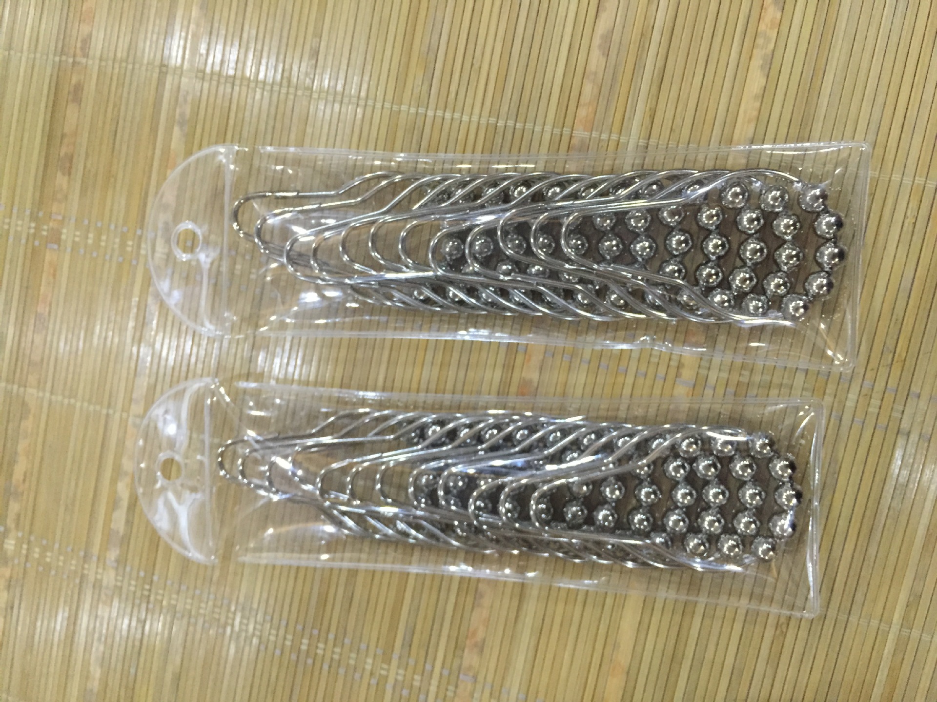 311跨境供应 五珠浴帘钩葫芦扣12个袋子装 窗帘挂钩现货批发细节图