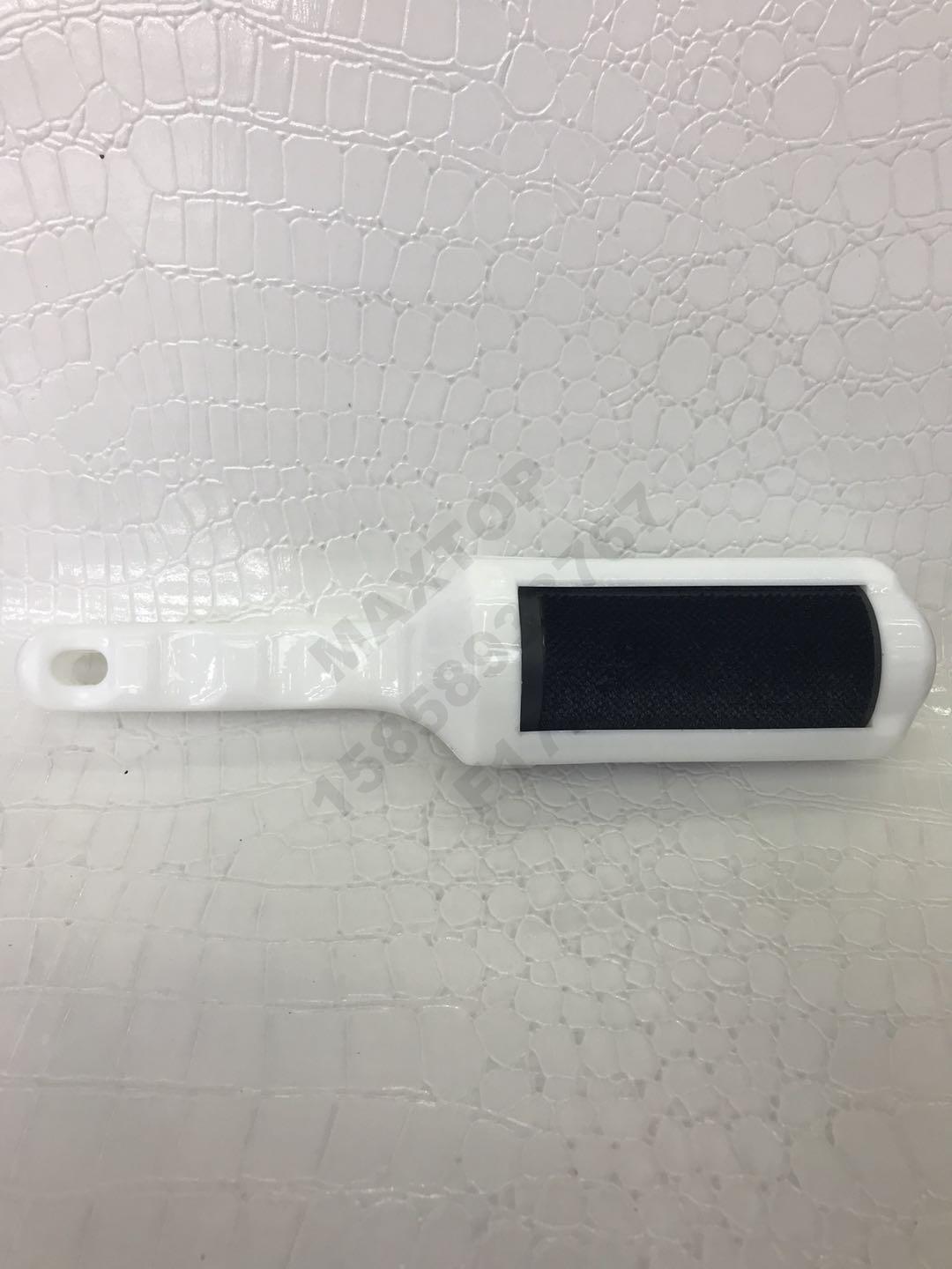 New type of clothing dust removal brush, electrostatic micro dry cleaner, anti-static hair remover