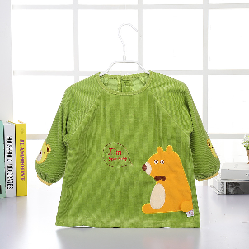 Corduroy cartoon waterproof cover, children's reverse dressing, baby feeding clothes, bib, children's feeding pocket, drawing apron Application Scenario
