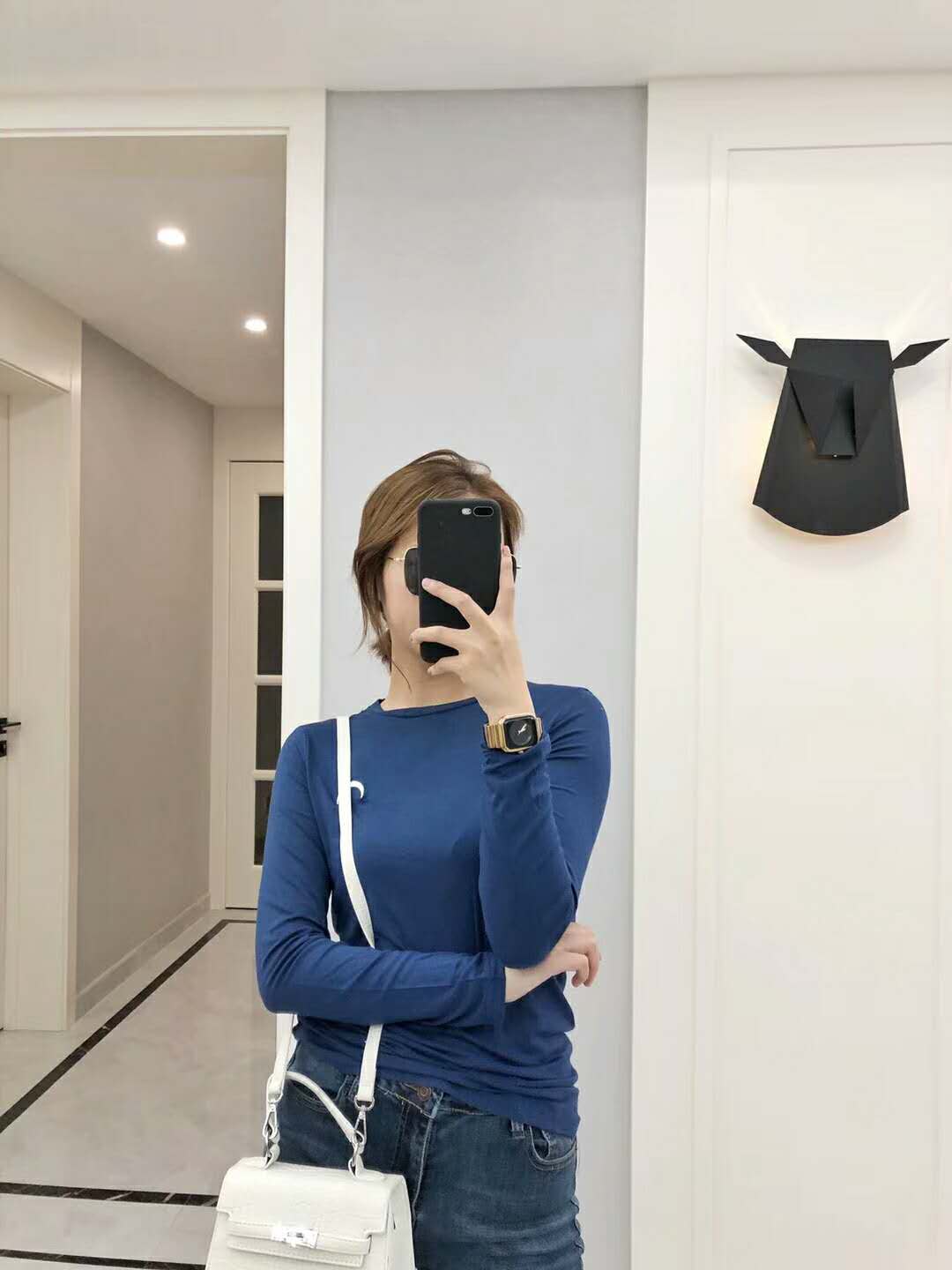 Korean-style versatile and slimming mini moon-embroidered semi-high-neck T-shirt base layer top Specification image