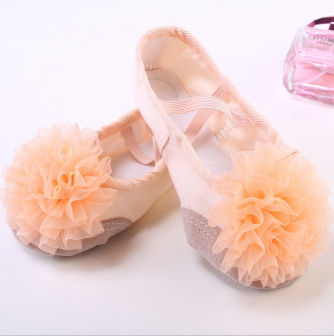 一件代发舞悦歌窈韩版立体纱花朵儿童舞蹈鞋软底芭蕾舞练功鞋现货细节图