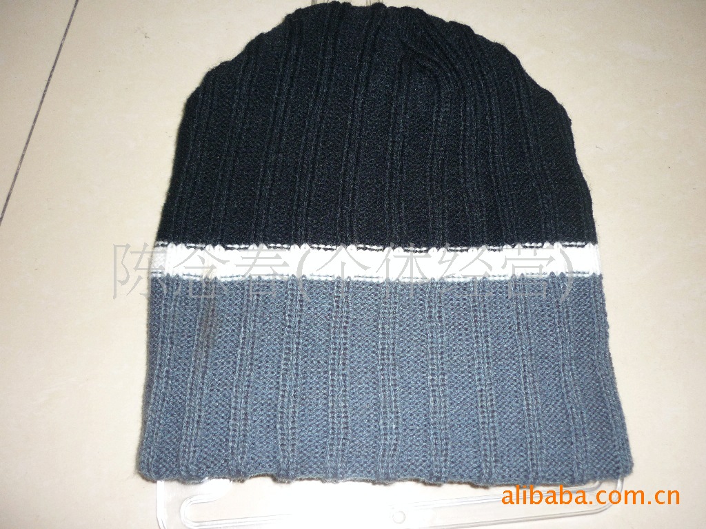 【 Factory Direct Sales 】 Comfortable export of various striped printed ski caps and knitted caps