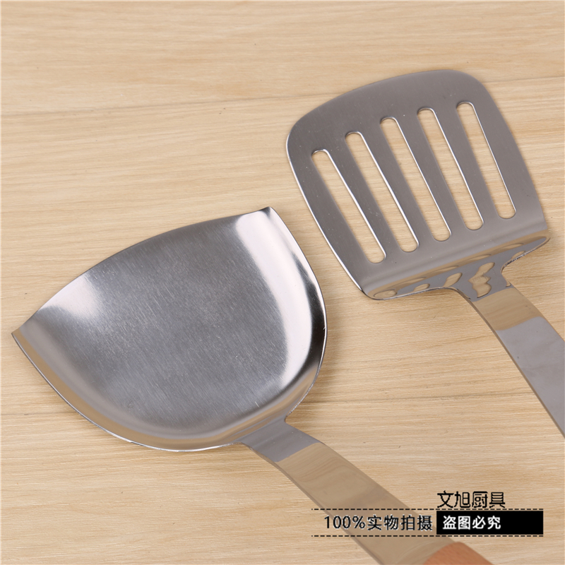 Yiwu quality stainless steel kitchenware, thickened soup spoons, spatulas, cooking spatulas, cookware, cooking tools, kitchenware Application Scenario