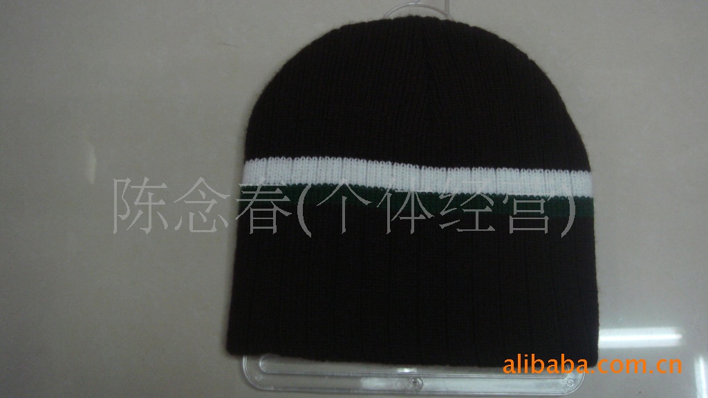 【 Factory Direct Sales 】 Wholesale and export of all kinds of striped printed pullovers, ski caps and knitted caps