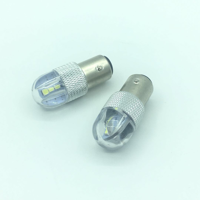 Car LED brake lights, reversing lights, high-brightness led taillights, flashing 4D lens red high-brightness taillights Item Picture
