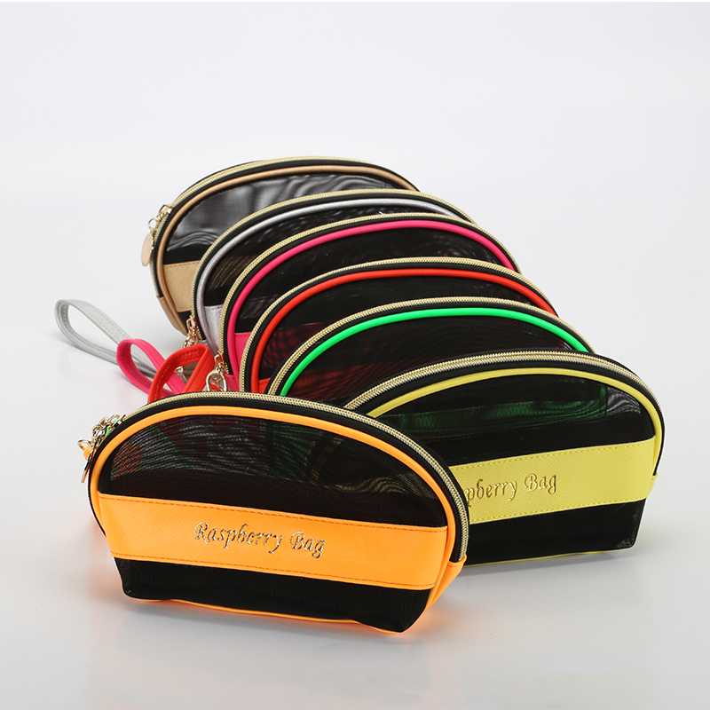 In the summer of 2018, the best-selling shell bag and mesh cosmetic bag in solid color with LOGO printing is a promotional package Application Scenario