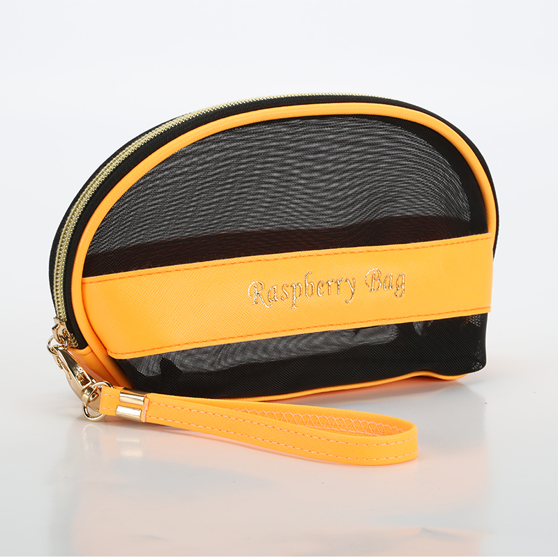 In the summer of 2018, the best-selling shell bag and mesh cosmetic bag in solid color with LOGO printing is a promotional package