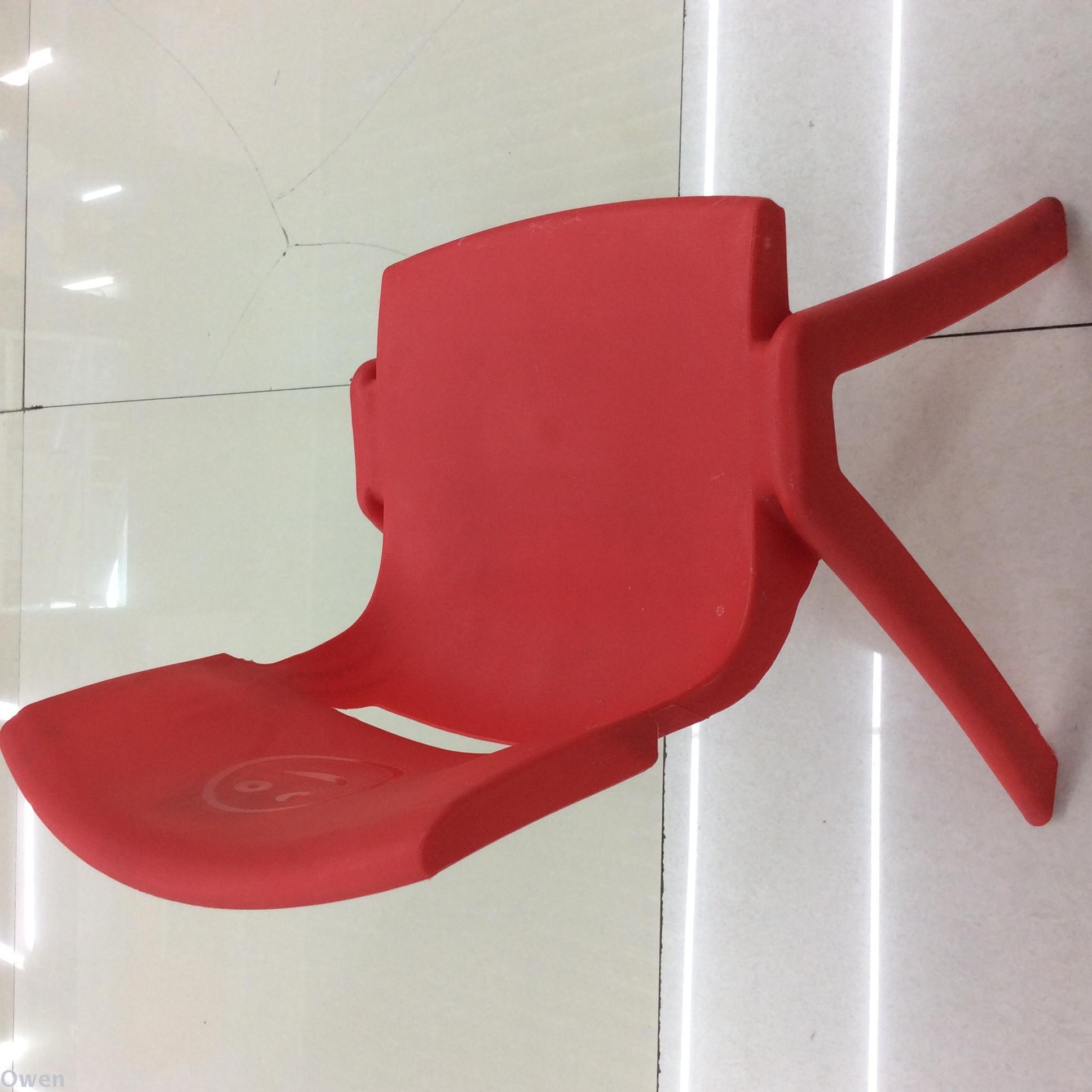 Owen Daily small baby Chair 39cm high PP children's chair Application Scenario