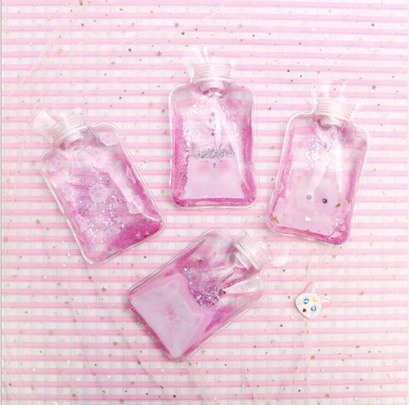 Hot water bag filled with water for warming the uterus, hand warmer, flowing sand in oil, hot water bag filled with water, portable hot water mini Specification image