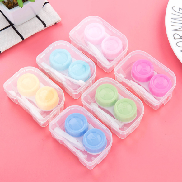 Simple and portable contact lens case, color contact box, cute candy-colored contact lens companion box, care box Application Scenario